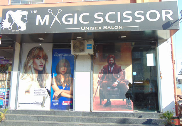 Magic Scissors Unisex Salon